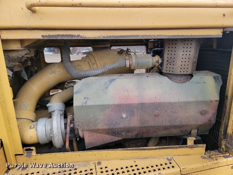 image for item KU9019 1999 Caterpillar D8N  dozer