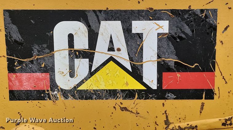 image for item KU9019 1999 Caterpillar D8N  dozer