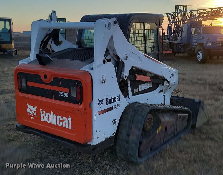 image for item KU9027 2013 Bobcat T590  tracked skid steer loader