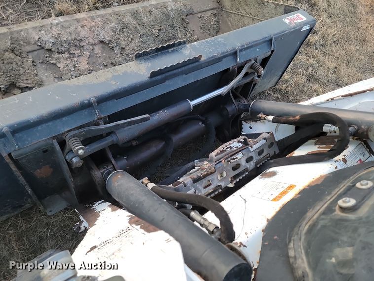 image for item KU9027 2013 Bobcat T590  tracked skid steer loader