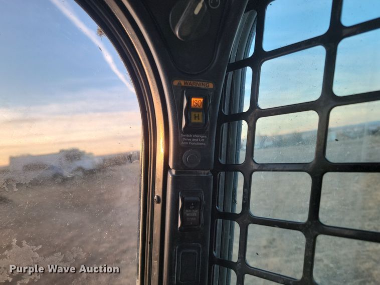 image for item KU9027 2013 Bobcat T590  tracked skid steer loader