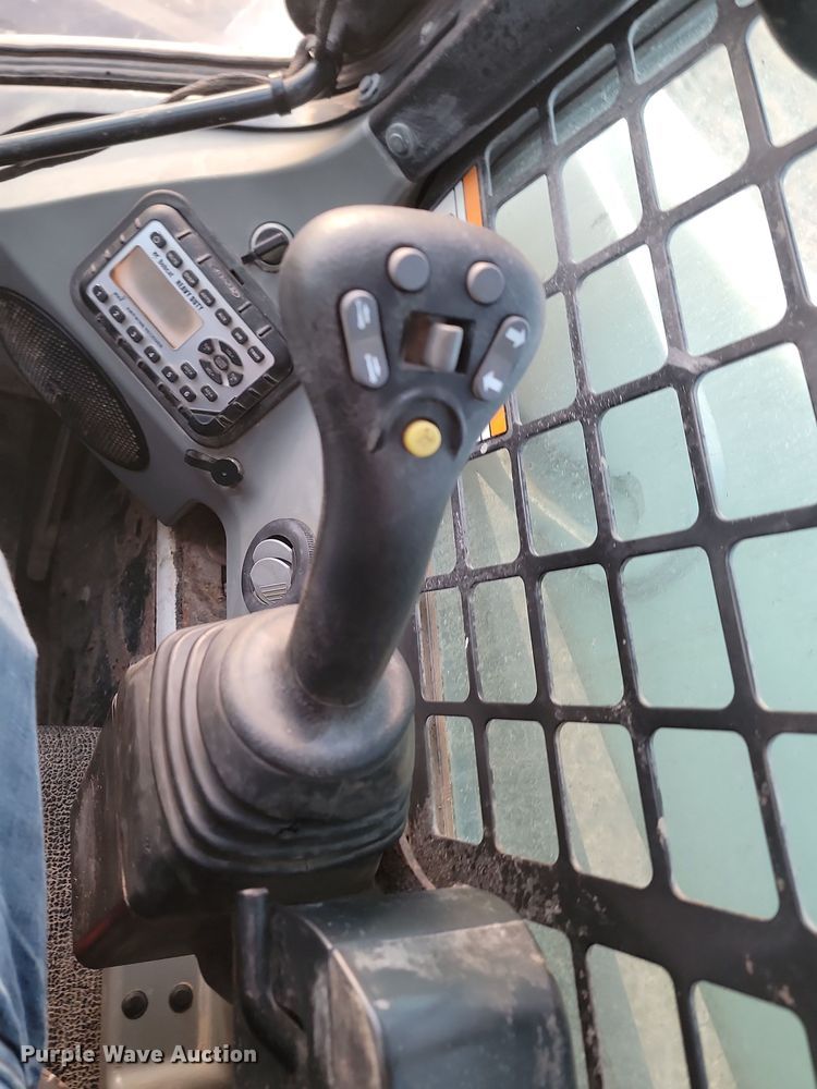 image for item KU9027 2013 Bobcat T590  tracked skid steer loader