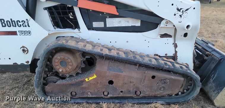 image for item KU9027 2013 Bobcat T590  tracked skid steer loader