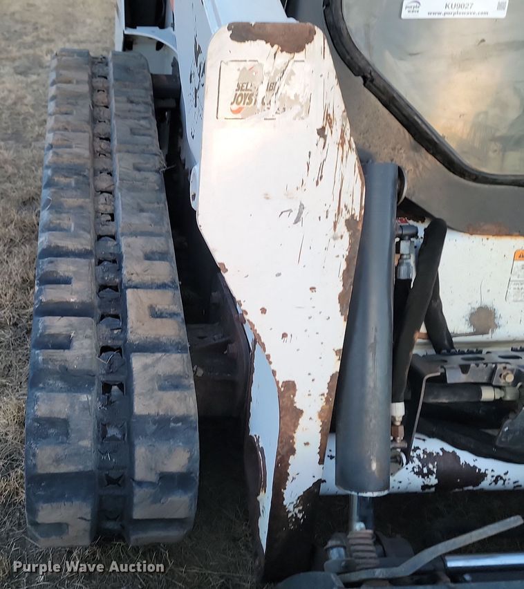 image for item KU9027 2013 Bobcat T590  tracked skid steer loader