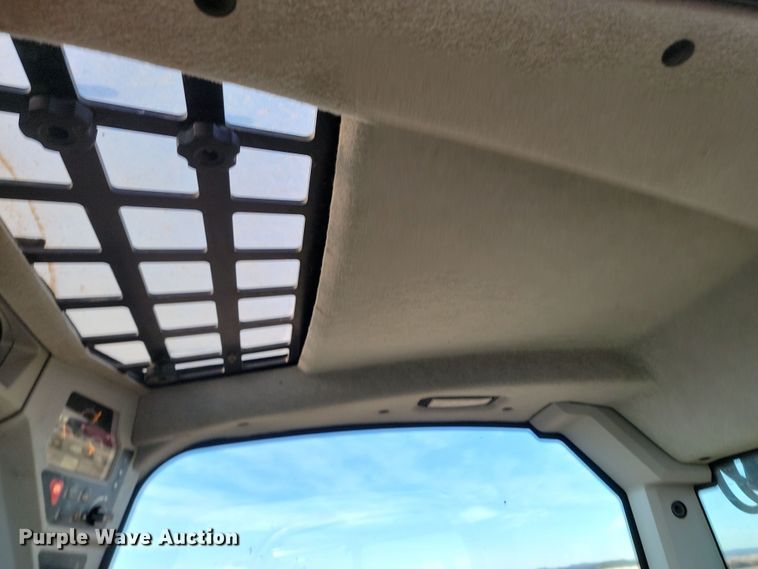 image for item KU9028 2016 JCB 260T  tracked skid steer loader