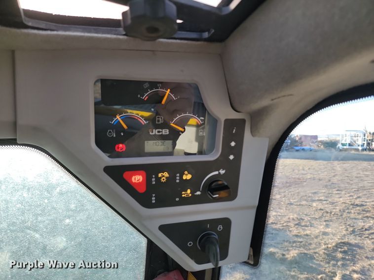 image for item KU9028 2016 JCB 260T  tracked skid steer loader