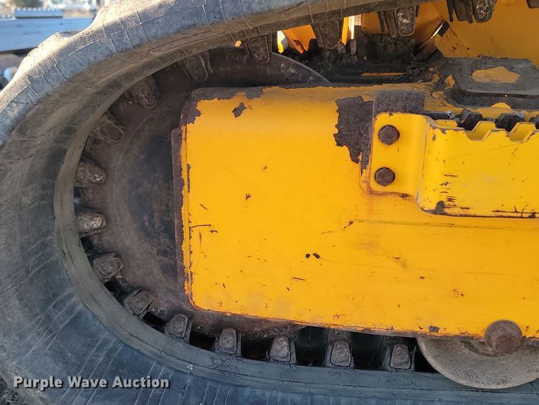 image for item KU9028 2016 JCB 260T  tracked skid steer loader