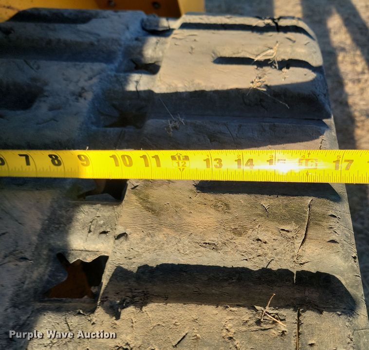 image for item KU9028 2016 JCB 260T  tracked skid steer loader