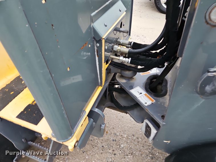 image for item LB9616 2011 Gehl AL540  wheel loader