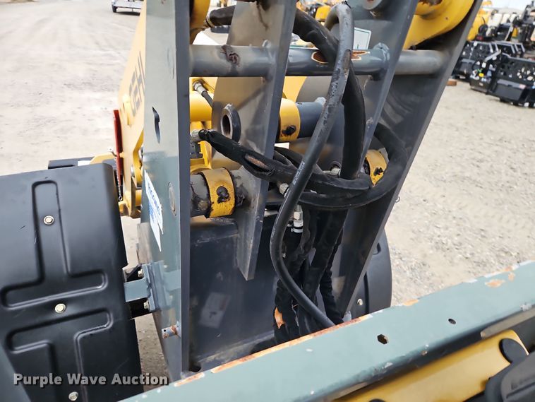 image for item LB9616 2011 Gehl AL540  wheel loader