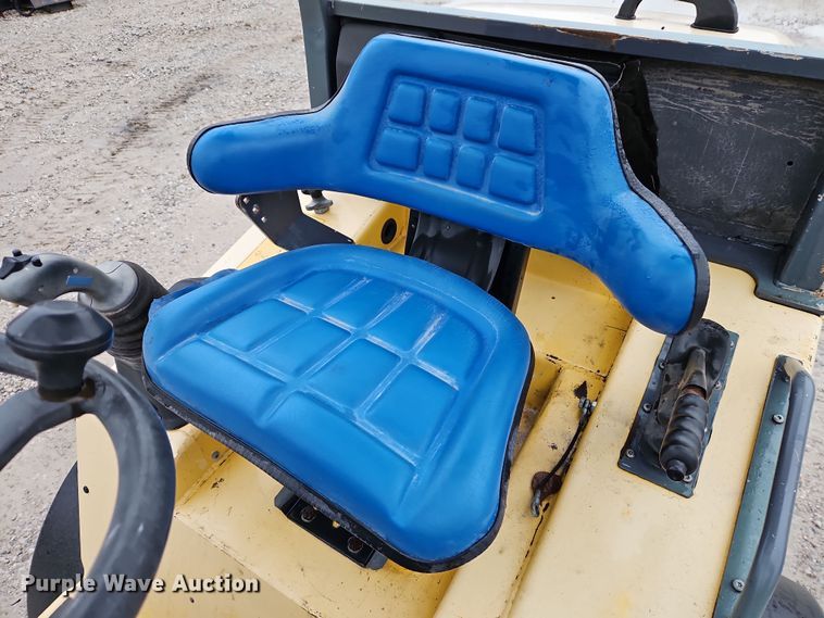 image for item LB9616 2011 Gehl AL540  wheel loader