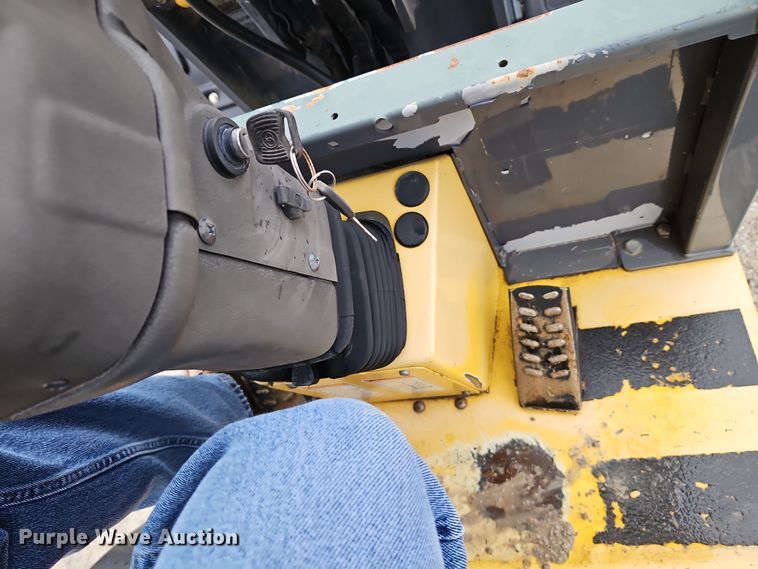 image for item LB9616 2011 Gehl AL540  wheel loader