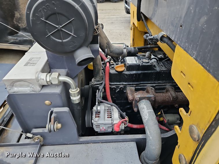 image for item LB9616 2011 Gehl AL540  wheel loader