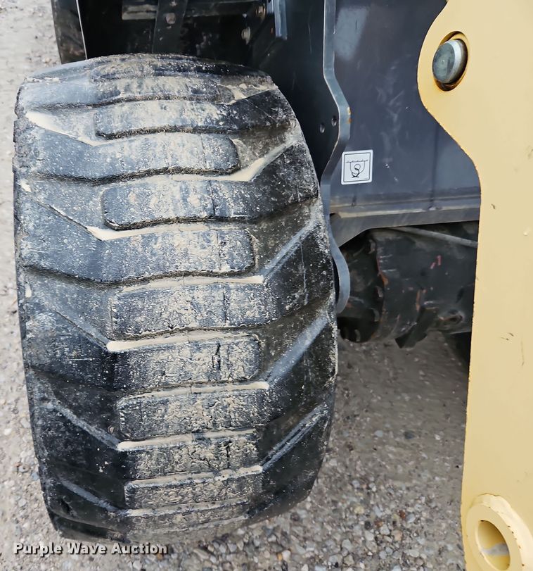 image for item LB9616 2011 Gehl AL540  wheel loader