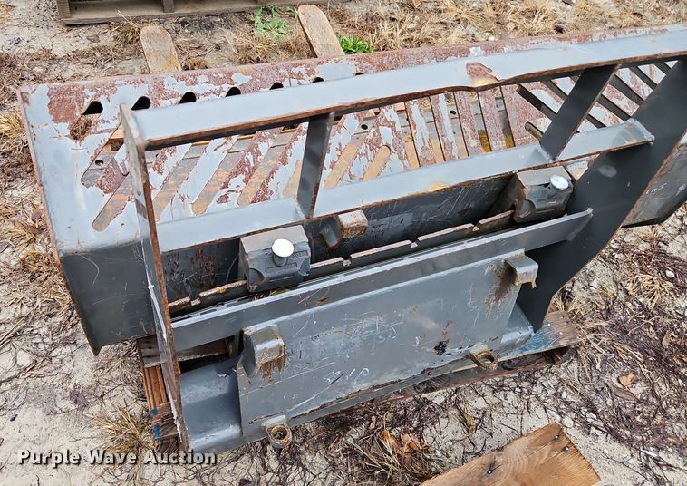 image for item LB9618 Berlon  compact wheel loader bucket and forks