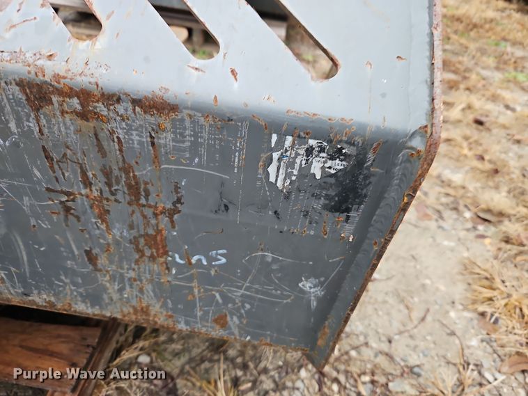 image for item LB9618 Berlon  compact wheel loader bucket and forks