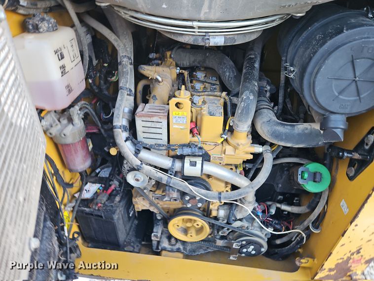 image for item LB9636 2015 Caterpillar 279D  tracked skid steer loader