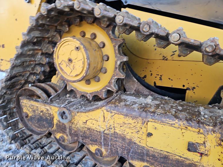 image for item LB9636 2015 Caterpillar 279D  tracked skid steer loader