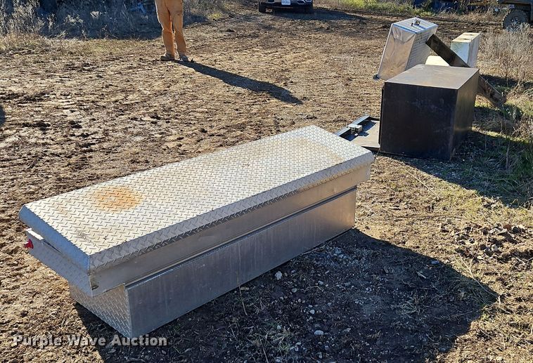 image for item LB9668 Tanks