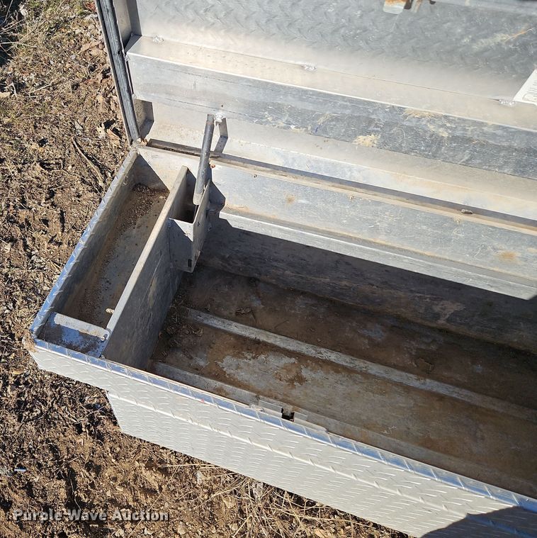 image for item LB9668 Tanks