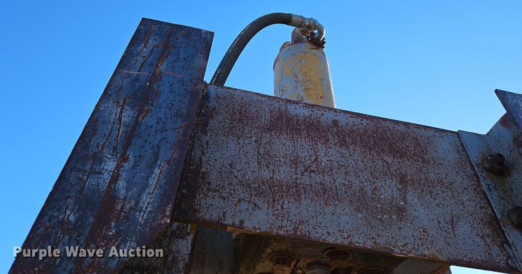 image for item LB9669 Stone splitter