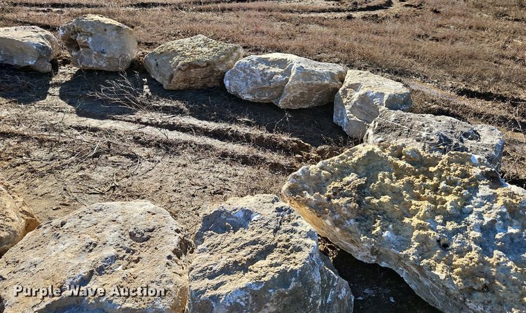 image for item LB9670 (24) ton of decorative limestone boulders