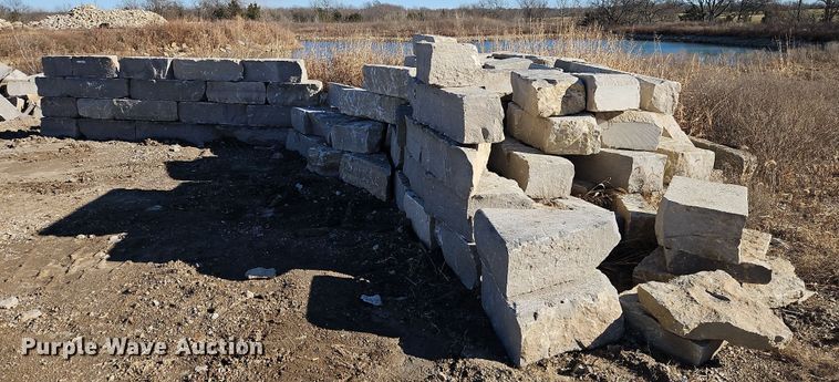 image for item LB9671 (24) ton limestone ledge rock