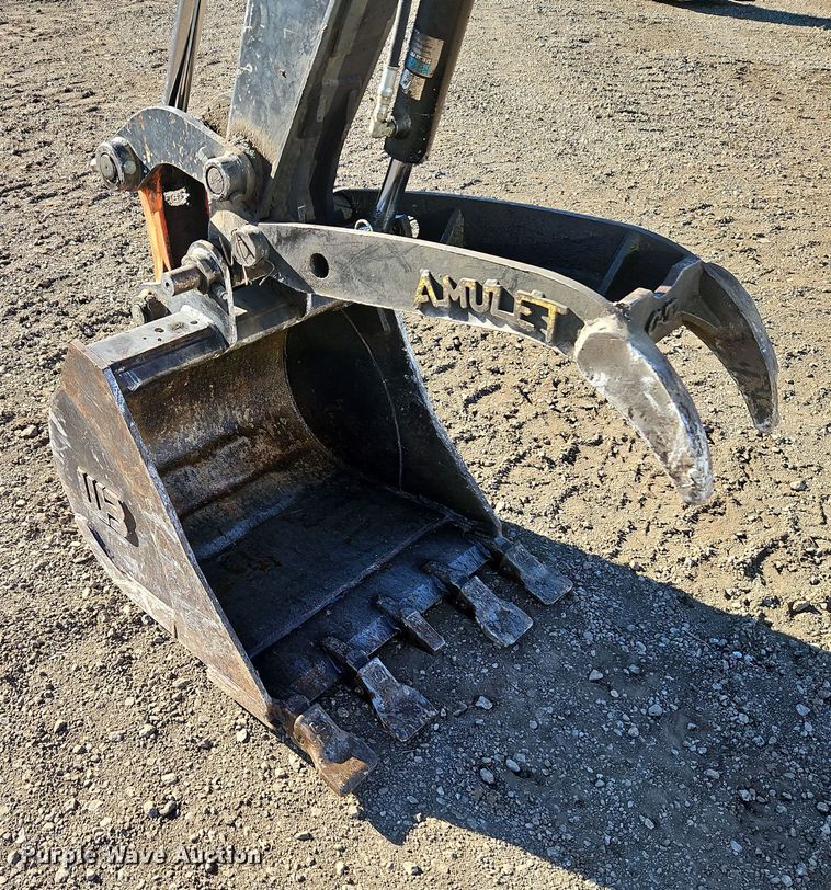 image for item LB9672 2009 John Deere 60D  mini excavator