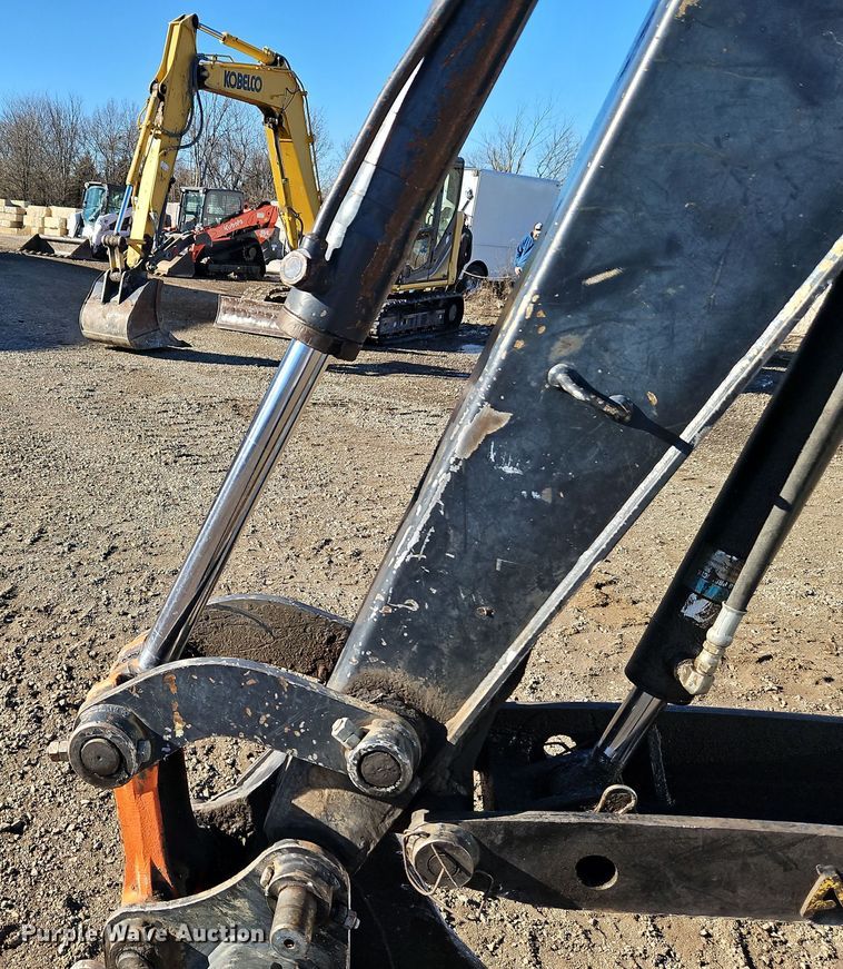 image for item LB9672 2009 John Deere 60D  mini excavator