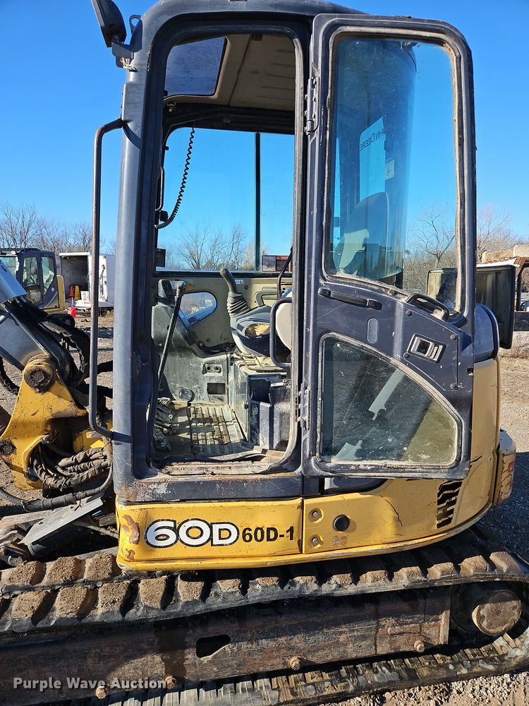 image for item LB9672 2009 John Deere 60D  mini excavator