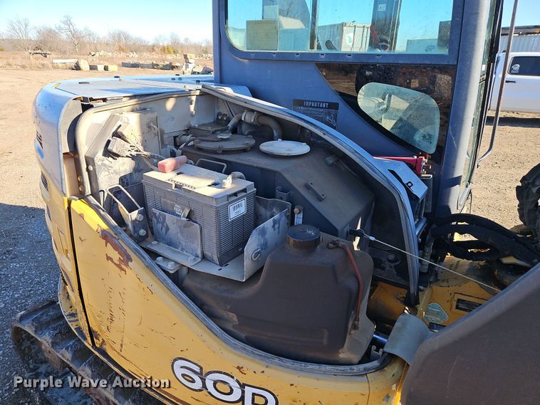 image for item LB9672 2009 John Deere 60D  mini excavator