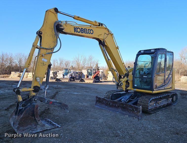 image for item LB9673 2014 Kobelco SK85CS-3E  mini excavator