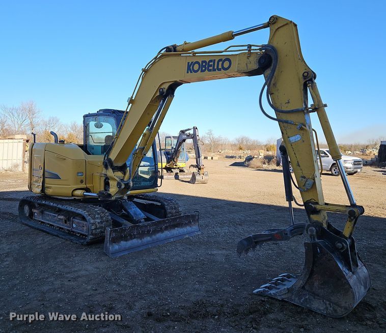 image for item LB9673 2014 Kobelco SK85CS-3E  mini excavator