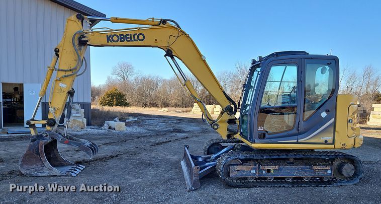 image for item LB9673 2014 Kobelco SK85CS-3E  mini excavator
