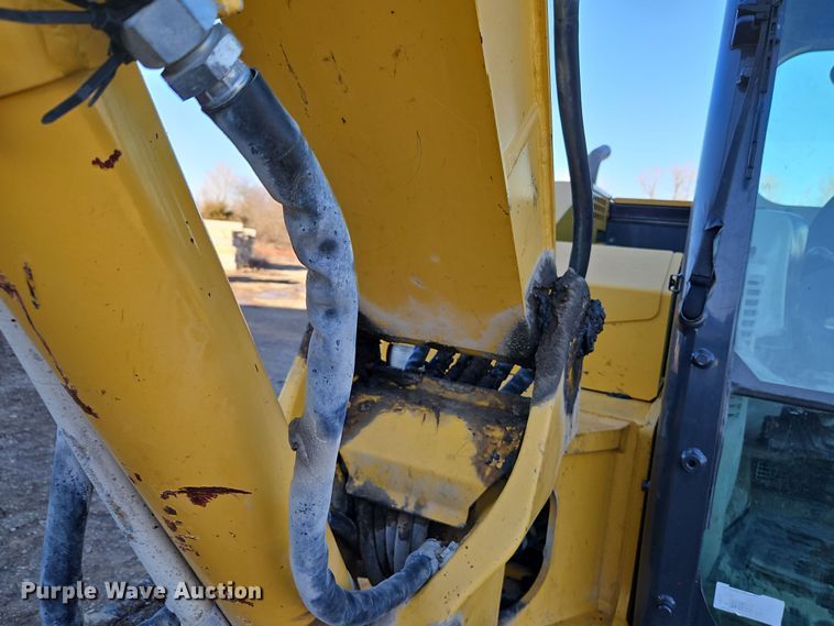 image for item LB9673 2014 Kobelco SK85CS-3E  mini excavator