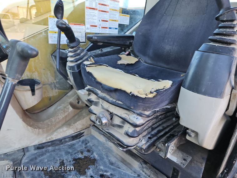 image for item LB9673 2014 Kobelco SK85CS-3E  mini excavator