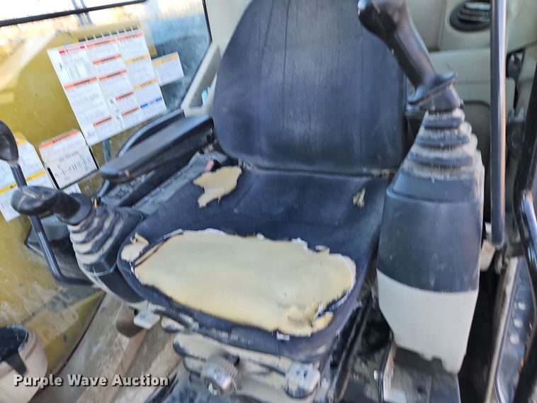 image for item LB9673 2014 Kobelco SK85CS-3E  mini excavator