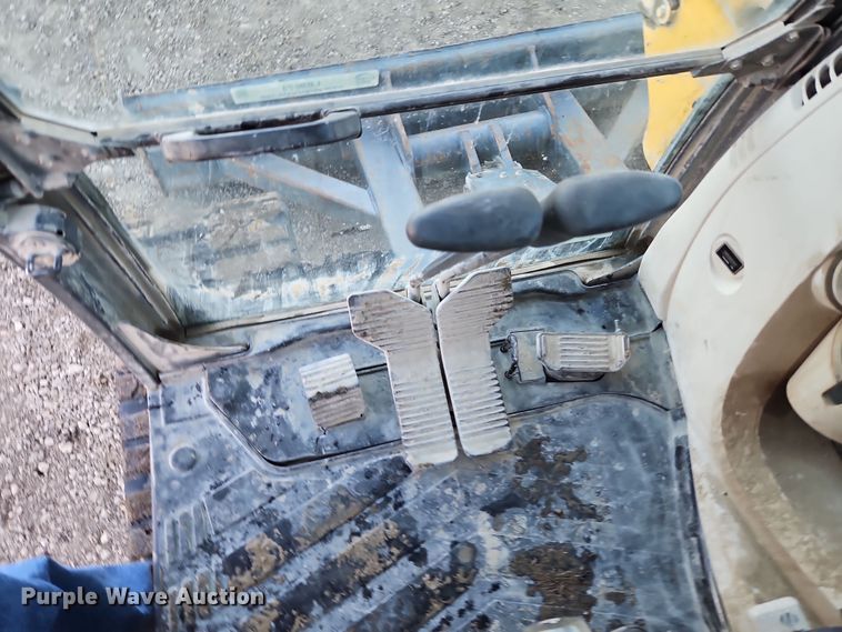 image for item LB9673 2014 Kobelco SK85CS-3E  mini excavator