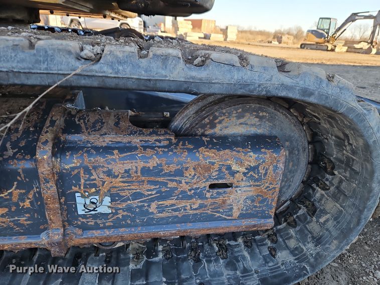 image for item LB9673 2014 Kobelco SK85CS-3E  mini excavator