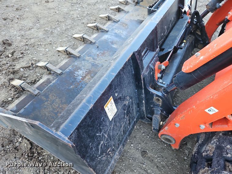 image for item LB9674 2022 Kubota SVL97-2  tracked skid steer loader