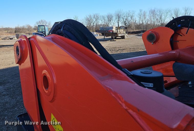 image for item LB9674 2022 Kubota SVL97-2  tracked skid steer loader