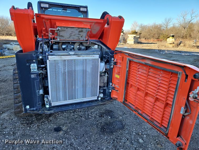 image for item LB9674 2022 Kubota SVL97-2  tracked skid steer loader