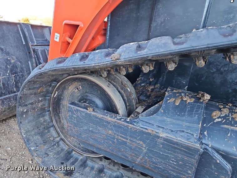 image for item LB9674 2022 Kubota SVL97-2  tracked skid steer loader