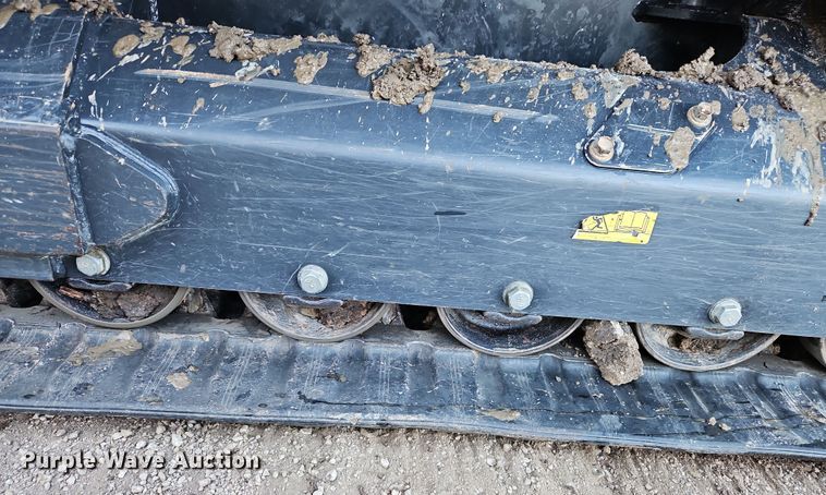 image for item LB9674 2022 Kubota SVL97-2  tracked skid steer loader