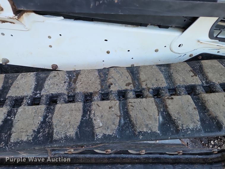 image for item LB9675 2020 Bobcat T650  tracked skid steer loader