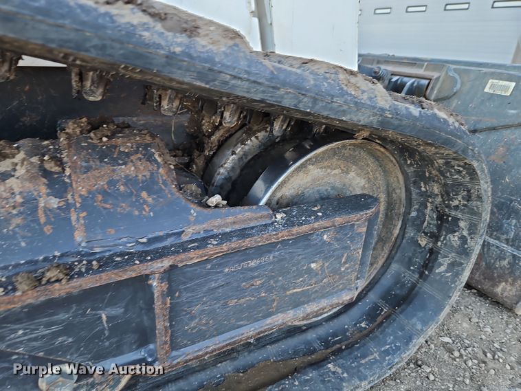 image for item LB9675 2020 Bobcat T650  tracked skid steer loader