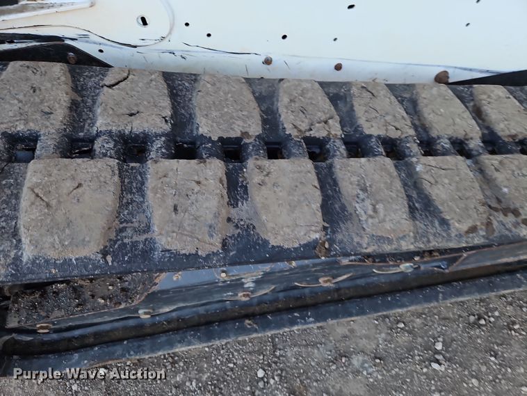image for item LB9675 2020 Bobcat T650  tracked skid steer loader