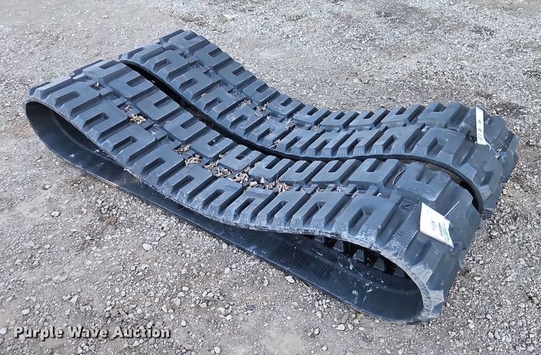 image for item LB9675 2020 Bobcat T650  tracked skid steer loader