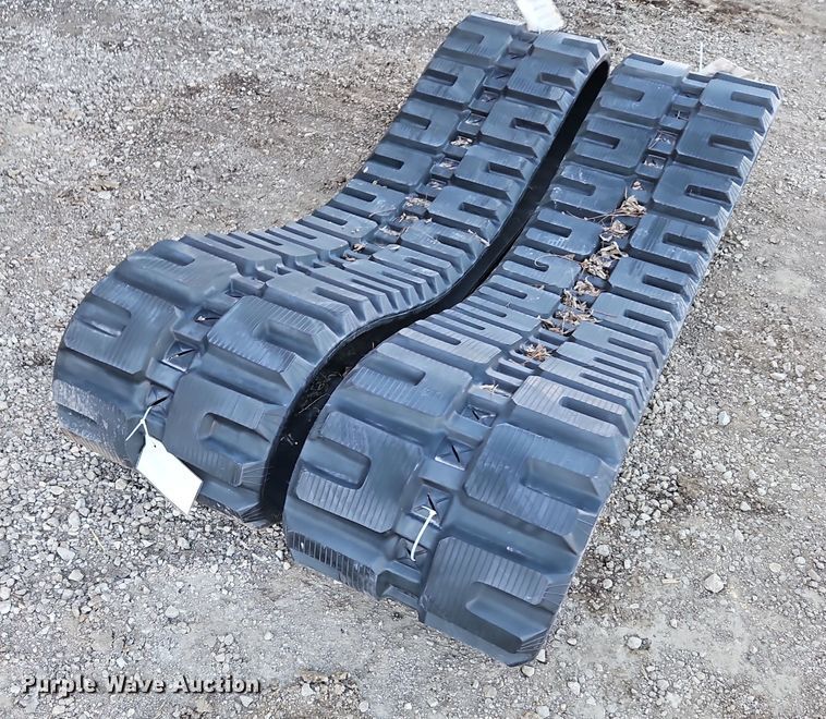 image for item LB9675 2020 Bobcat T650  tracked skid steer loader