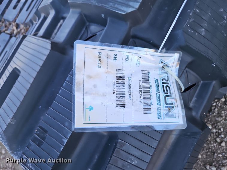 image for item LB9675 2020 Bobcat T650  tracked skid steer loader